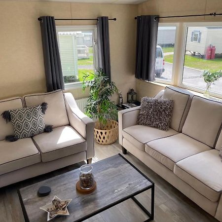 Percy Wood Lodge With Hot Tub Near Alnwick Swarland Exteriör bild