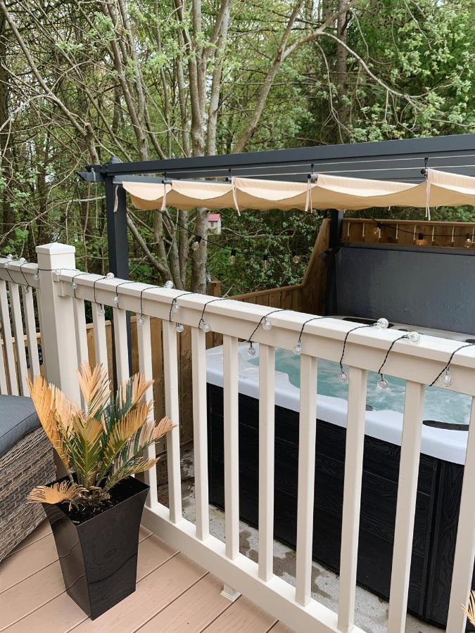 Percy Wood Lodge With Hot Tub Near Alnwick Swarland Exteriör bild